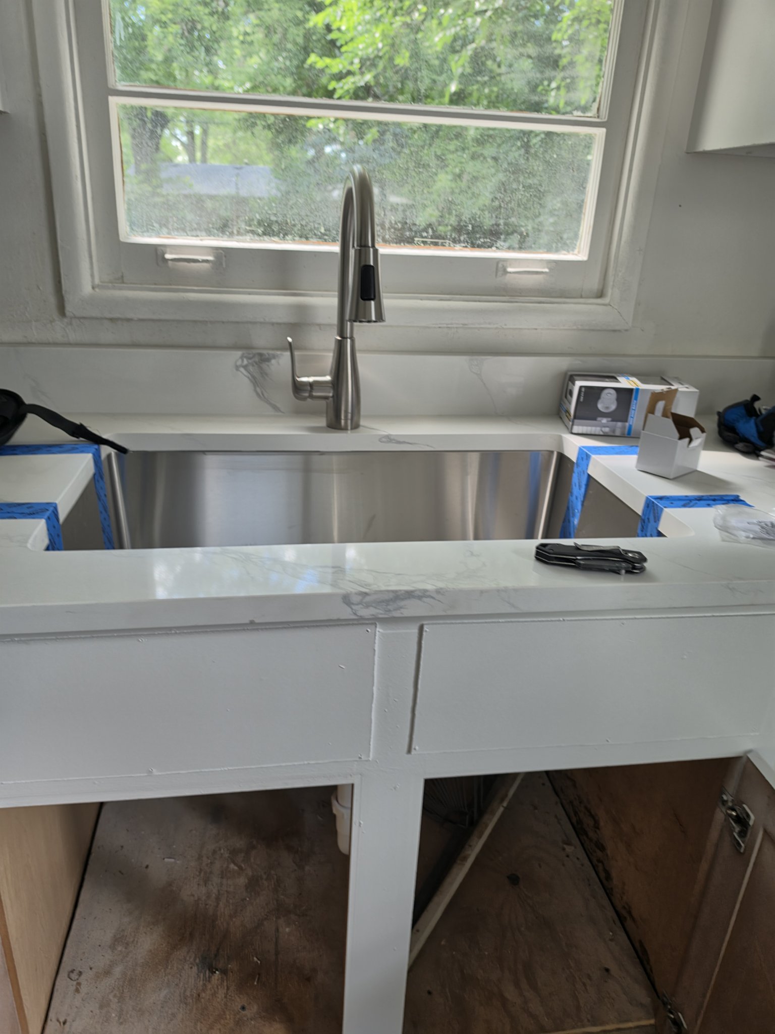 Kitchen installation in Chicago — new sink and faucet installed by an Oakbridge handyman